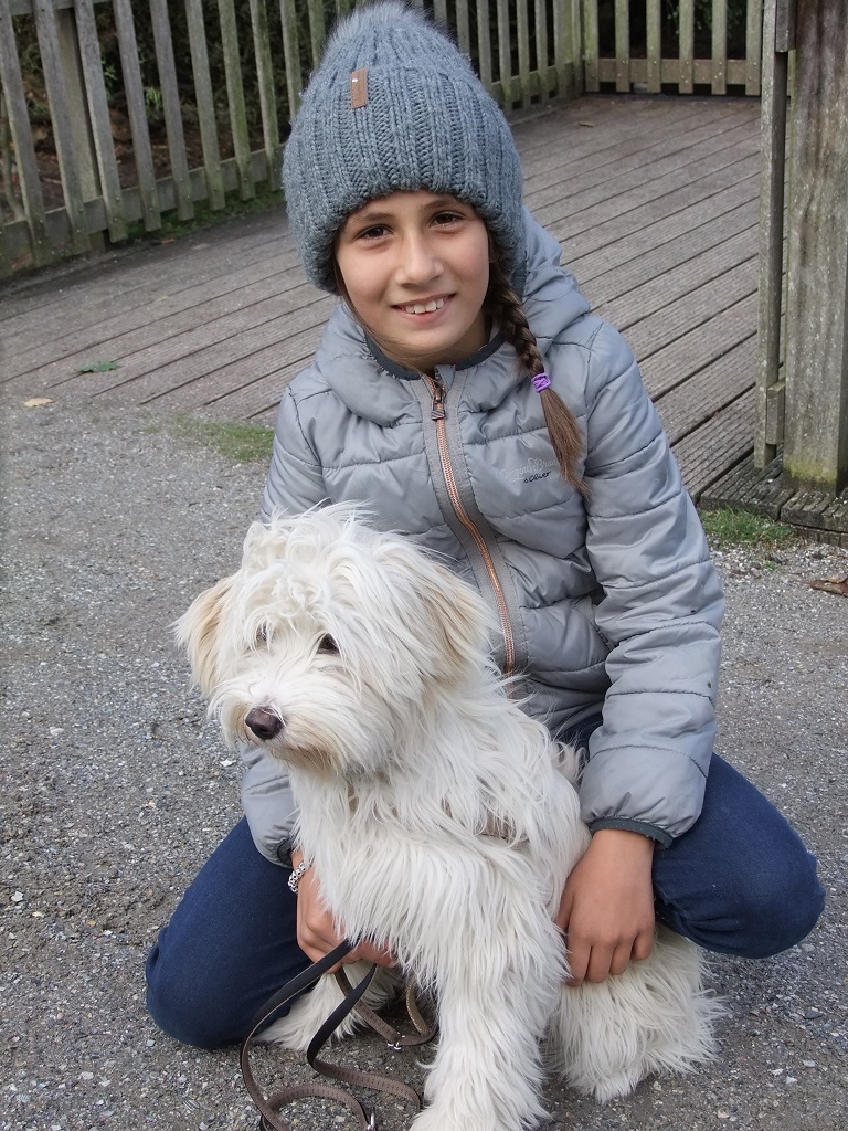 Valentina mit Hund